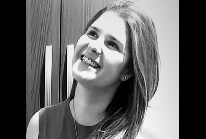 Professora de 30 anos morre após carro cair em ribeirão entre Taquarituba e Taguaí