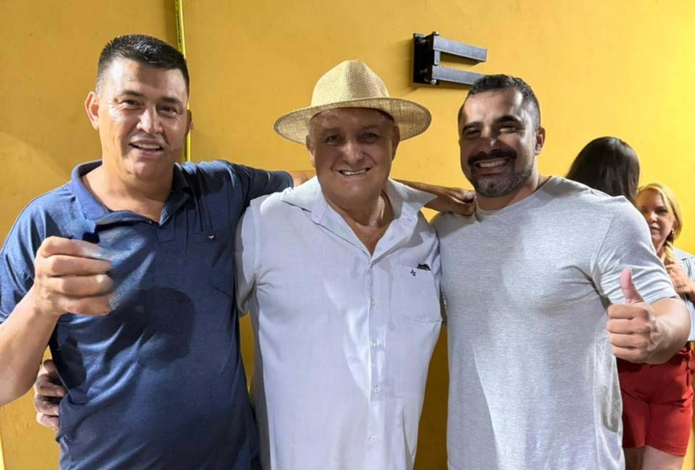 Reginaldo (Nego) prefeito João e Ulisses