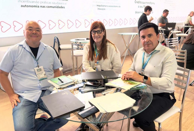 Reunião com equipe do Meio Ambiente  e do Programa Rotas Rurais