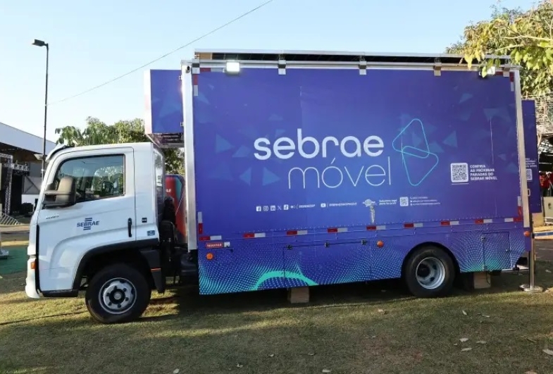 Sebrae Móvel realiza atendimento para empreendedores de Águas de Santa Bárbara, Espírito Santo do Turvo e Cerqueira César 
