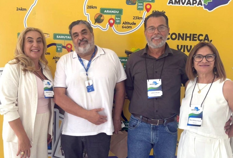 Secretária Regiane (Assistência e Desenvolvimento Social), Geraldo, secretário Borges (Meio Ambiente) e Mara