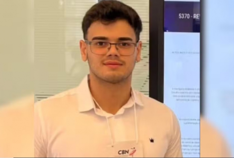 Sobrinho do prefeito de Avaré morre em batida entre carro e carreta no interior de SP