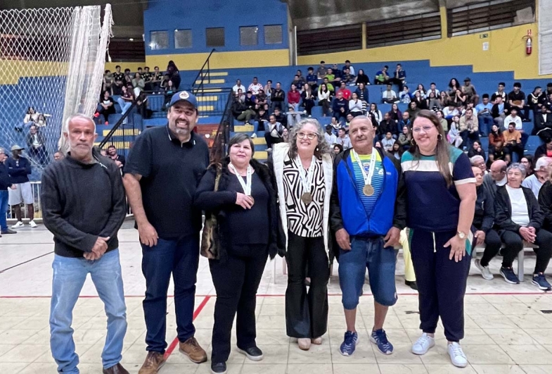 Vereadores com homenageados
