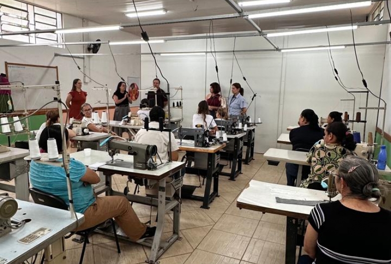 Capacitação gratuita reúne participantes em Fartura e reforça ações de qualificação profissional e geração de oportunidades