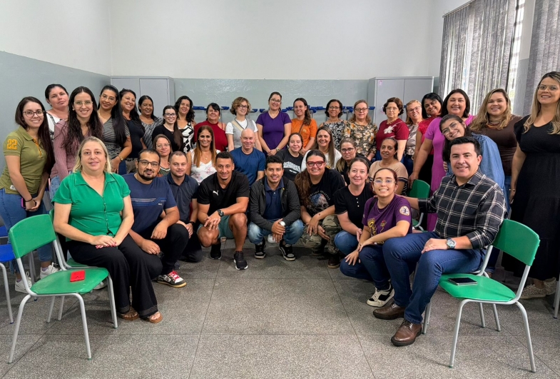 Educação de Timburi inicia  ano letivo com encontro de  integração entre profissionais