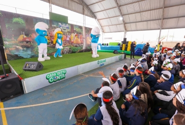 Sicredi e Smurfs levam educação para sustentabilidade a mais de 600 crianças em Avaré/SP