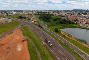 SPVias realiza bloqueio pontual na SP-255 para passagem de cabos nesta sexta-feira, 25
