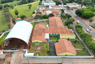 Prefeitura de Sarutaiá investe em infraestrutura escolar com nova quadra poliesportiva na EMEF Iracema Marcondes de Alcântara