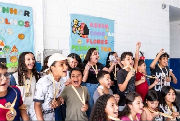 Instituto Rubens Meneghetti reconhece alunos e professores de Itaí e Paranapanema