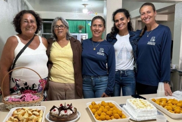 Grupo Saúde da Mente realiza confraternização com aniversariantes e binguinhos em Sarutaiá 