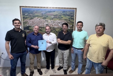 Deputado federal Maurício Neves destina R$ 500 mil para a saúde de Taguaí