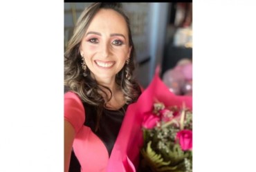 Farturense Luana Cerri Gabriel conquista “Carro Rosa” da Mary Kay