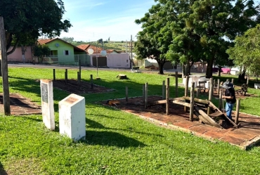 Revitalização de praças transforma espaços públicos em Timburi