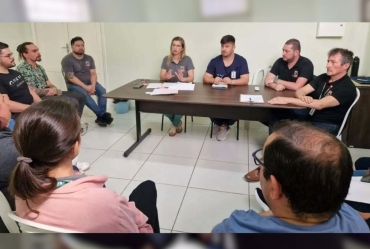 Santa Casa de Fartura promove reunião para fortalecer integração das equipes e atendimento humanizado