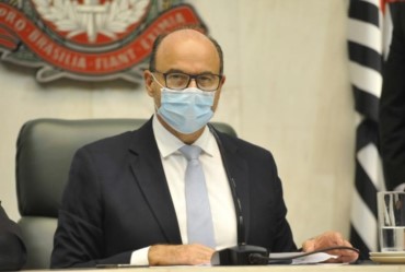 RICARDO MADALENA PROPÕE LEI PARA DESTINAR EMENDAS PARLAMENTARES PARA A COMPRA DE VACINAS 