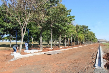 Rua situada no Parque de Exposições vai ser duplicada