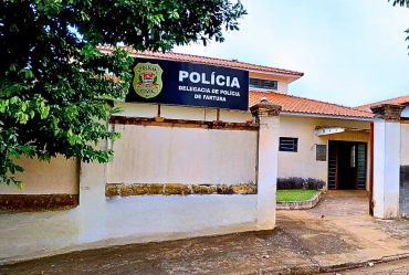 Homem é flagrado com material de pornografia infantil e acaba preso em Fartura