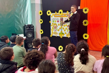 EMEF Gilda Zanforlin dos Reis Thosi promove ação do Maio Laranja com palestra de conscientização