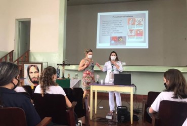 Palestras envolvendo “Saúde e “Profissões” chamam a atenção de alunos da Escola Coronel Marcos Ribeiro