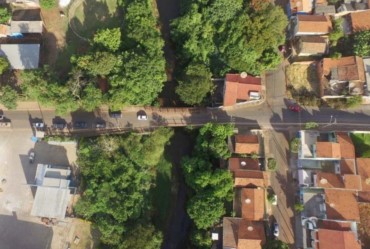 Prefeitura estuda substituição da ponte sobre o Ribeirão Fartura