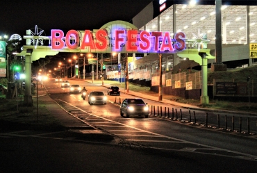 Decoração especial coloca Avaré em clima de Natal