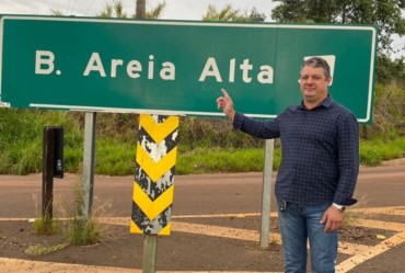 Começam as obras de preparação do solo para o recape do acesso ao Bairro da Areia Alta em Timburi