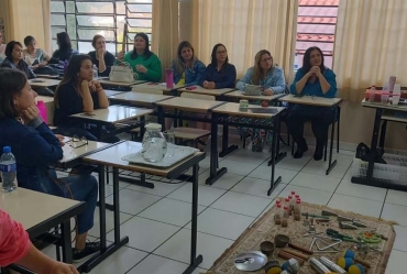 Escolas municipais e Projeto Espaço Amigo retomam atividades nesta terça-feira (25)