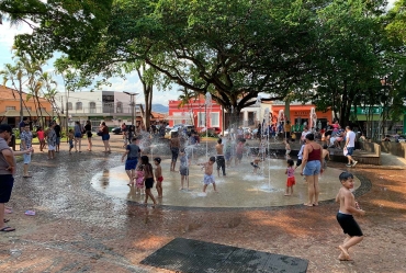 Dia das Crianças em Fartura é marcado por diversão e alegria 