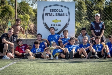 Escola Vital Brasil é campeã do torneio de futebol society em Piraju 