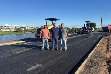 Concluída a pavimentação da segunda pista da Avenida Dr. Antônio Silva Cunha Bueno em Avaré