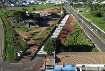 Governo Roberto Araujo de Avaré pavimenta via que conecta SP-255 à Avenida Cunha Bueno