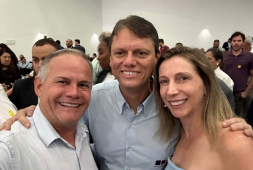 Prefeito Edinho e primeira-dama Pety representam Taguaí em evento estadual que valoriza a força do agro paulista