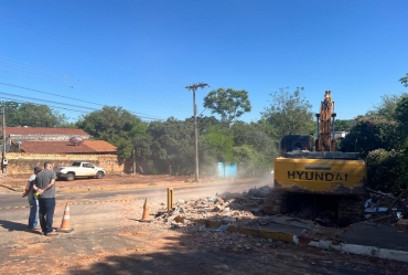 Luciano Filé inicia a construção da “Ponte do Dominguinhos” em Fartura