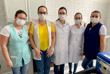 Vacina bivalente é aplicada em 40 idosos do Lar São Vicente