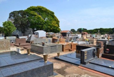 Cemitério de Avaré fica fechado para visitação no Dia dos Pais
