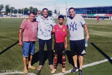 Atleta Sub 11 da Escolinha Municipal de Futebol de Cel Macedo  é aprovado nas Categorias de base do Trieste Flamengo-RJ