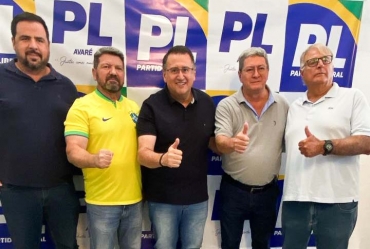 Vereador Roberto Araujo lança pré-candidatura à prefeitura de Avaré em evento histórico de filiação partidária