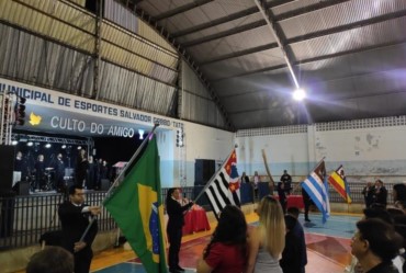 Ginasio Municipal deTaguaí foi palco do grande Culto Amigo