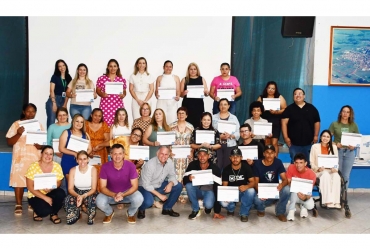 Sebrae-SP e Prefeitura entregam certificados de cursos profissionalizantes em Taguaí 