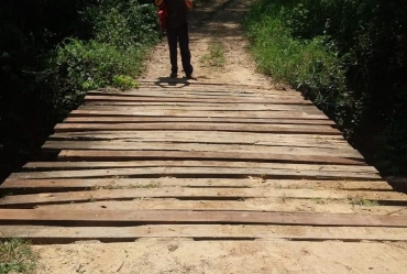 Prefeitura de Itaporanga recupera  ponte do Bairro Rasqueado 