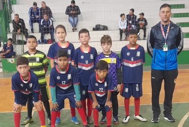 Futsal em alta: Feriado é marcado por amistosos entre Fartura e Taguaí