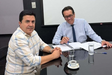 Prefeito Cristiano Amorim busca apoio do Governo do Estado para novos investimentos em Timburi