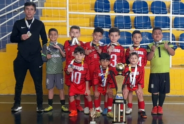 Fartura conquista títulos na 2° Copa de Futsal Interestadual de Base em Salto do Itararé