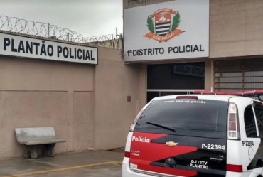 Polícia investiga morte de idoso encontrado carbonizado dentro de casa em Itapeva