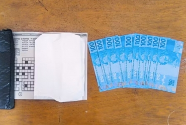 Adolescente é apreendido ao receber notas falsas de R$ 100 por encomenda em Paranapanema