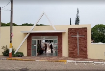 Vereadores aprovam enterro de cães e gatos em jazigos de tutores em Avaré