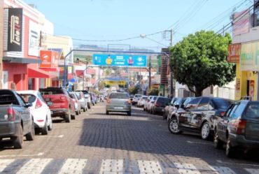 Comércio “não essencial” deve fechar novamente em Fartura