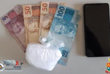 Homem é preso ao tentar vender cocaína em Avaré 