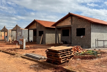 Obras de 63 moradias populares avançam em Fartura