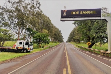 Ação oferece exames a caminhoneiros e incentiva a doação de sangue em rodovia